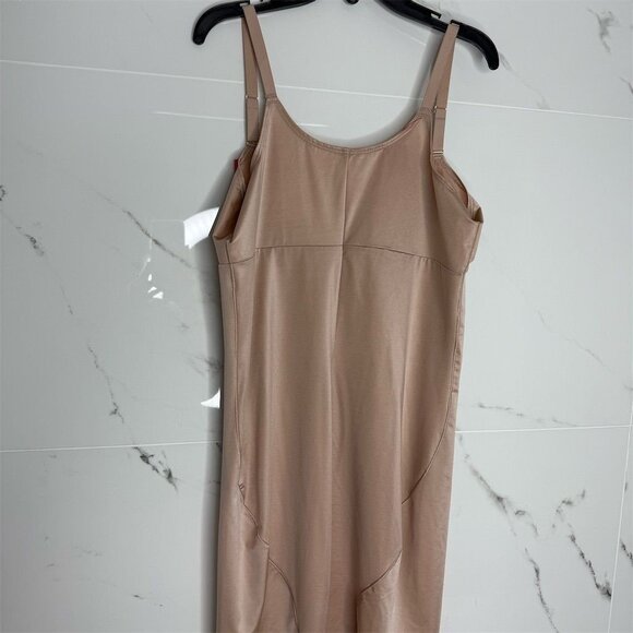 NWT Spanx smart grip slip Full Slip Shapewear 2XL Adjustable Straps nude beige - Picture 1 of 8